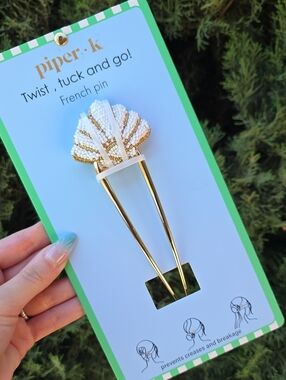 Piper K White & Gold Beaded Shell Twist-and-Tuck French Pin